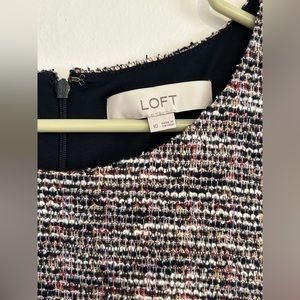 Loft size 10 tweed dress. Full zip in back. Slight stretch very comfortable
